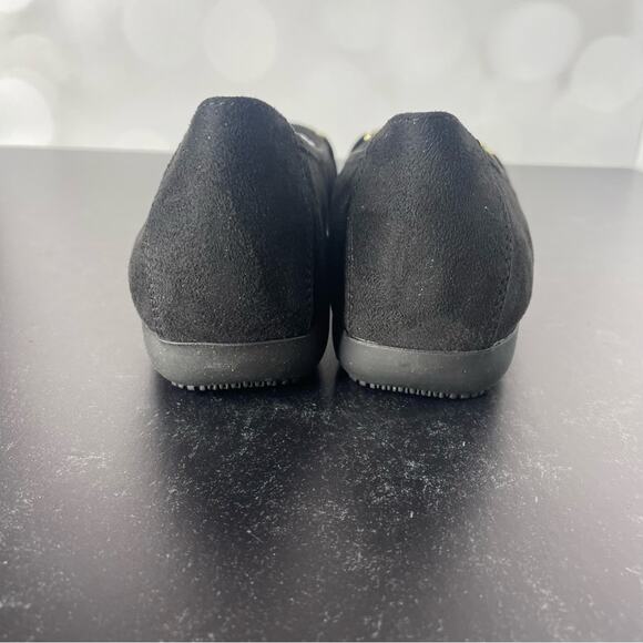 CLIFFS BY WHITE MOUNTAIN Women's Charmed Ballet Flats Black Suedette sz 9W Wide - Picture 6 of 7